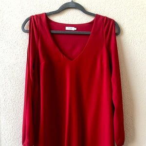 Like new 💖 Open-cut sleeved Red V-neck Mini Dress!